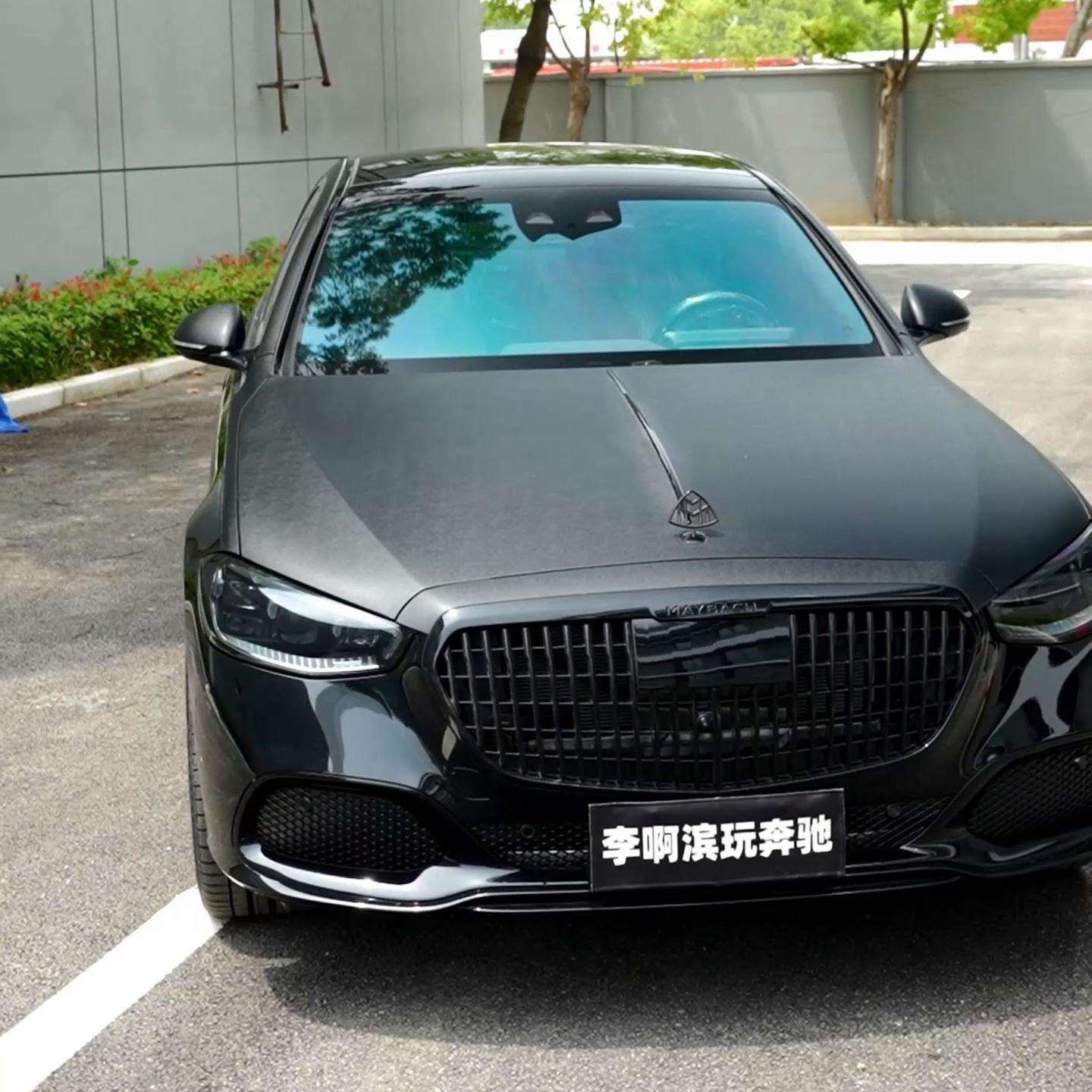 新款迈巴赫s480黑武士,gls480迈巴赫黑武士