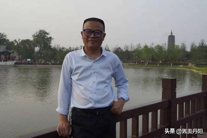 二毛不一样的烟火,二毛的夜晚