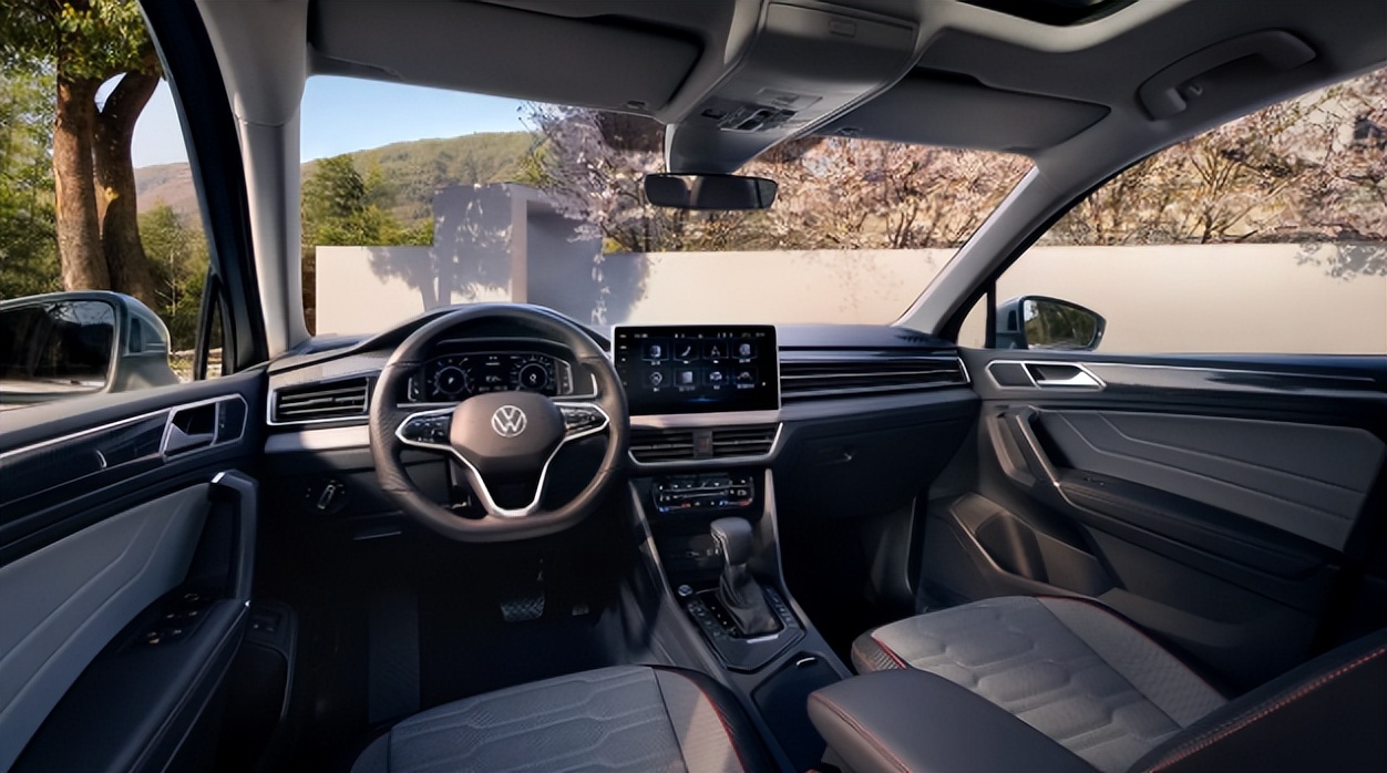 十五万预算动力强空间大国产suv,10万至15万口碑最好的紧凑合资suv