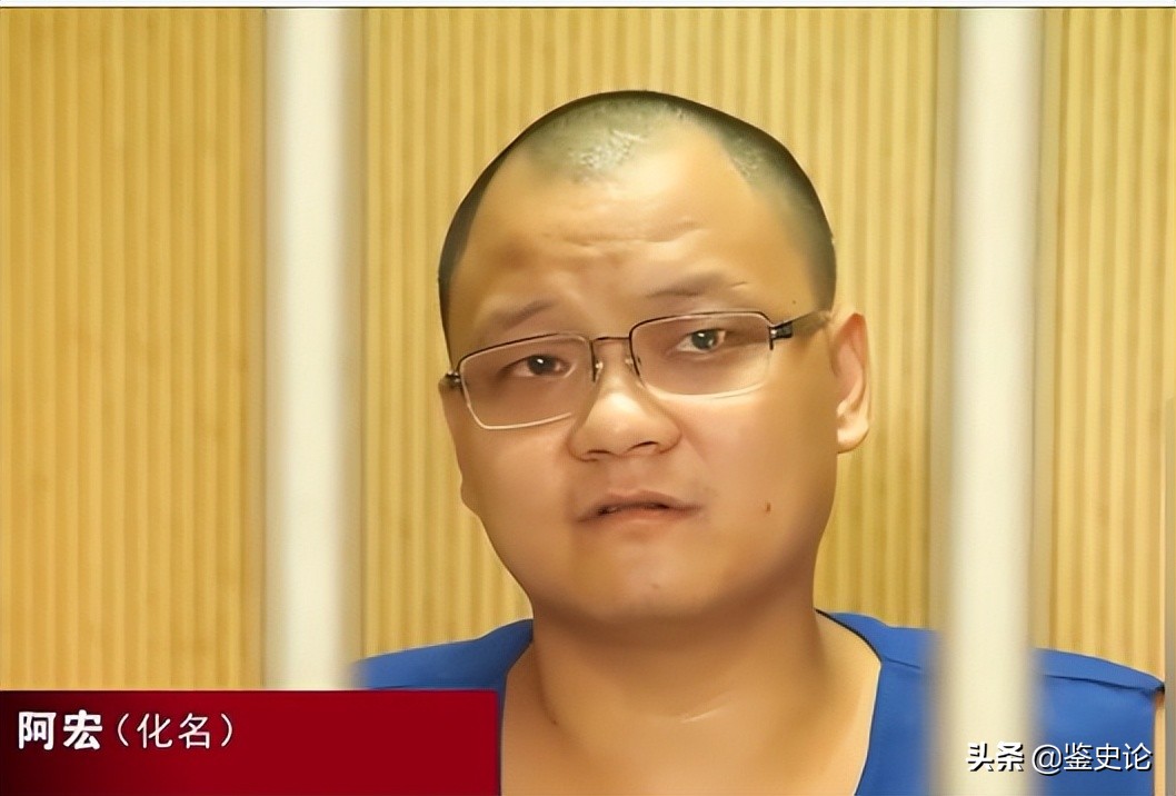 湖南小伙卖彩票一年挣80亿,湖南小伙在彩票店刮出100万大奖