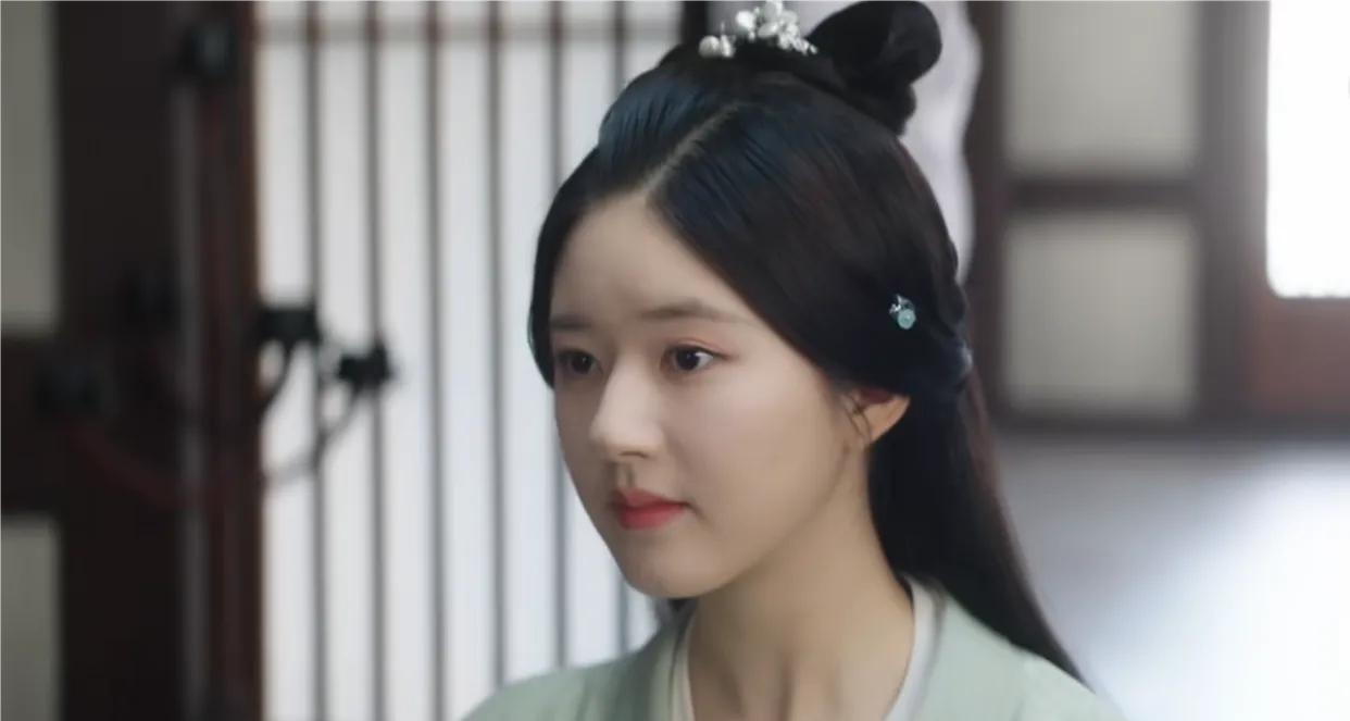 月圆中天，玉寄人间——影视剧里的“高大上”美饰盘点第1辑