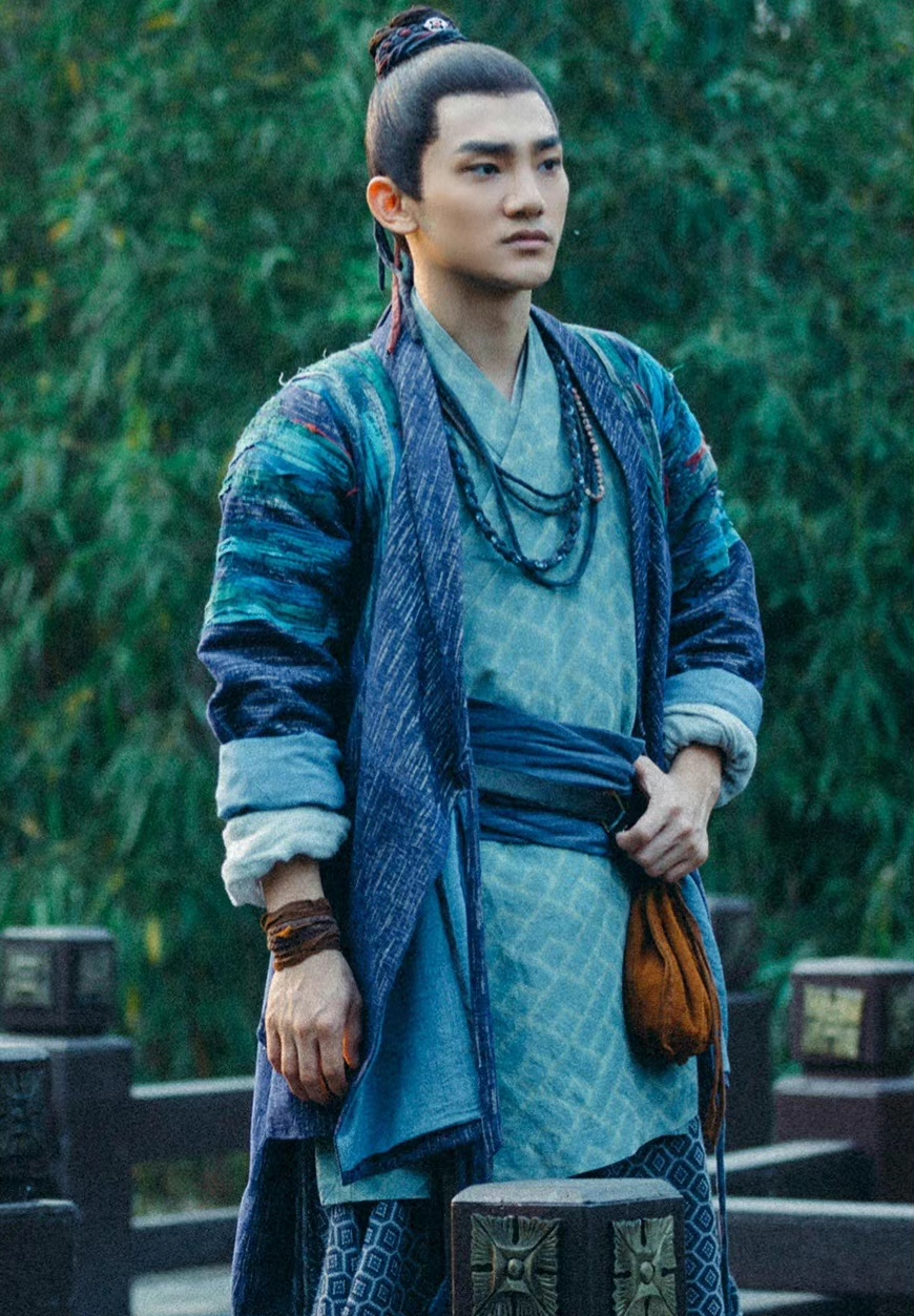 蒋龙因为哪部剧火的,蒋龙客串小品完整版