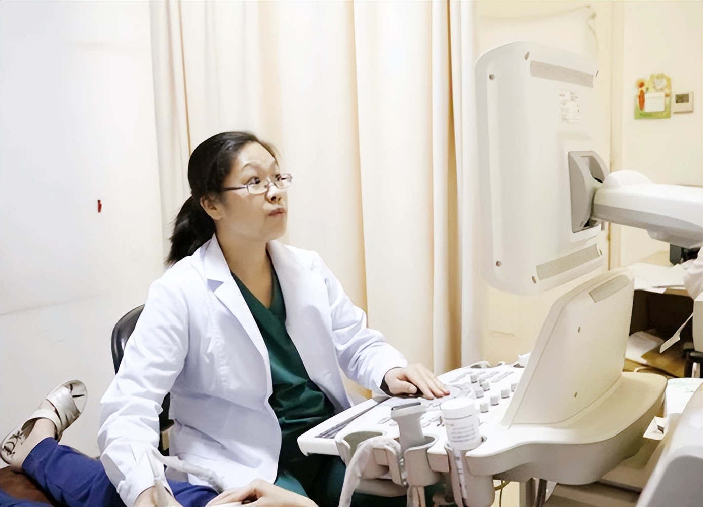 什么是阴式b超,阴式b超是检查什么的