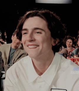 莱昂纳多最帅气的几张照片,莱昂纳多最帅的四个镜头