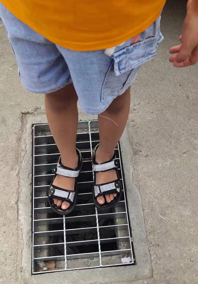 地沟盖板固定方法,不锈钢地沟盖板怎么装锁