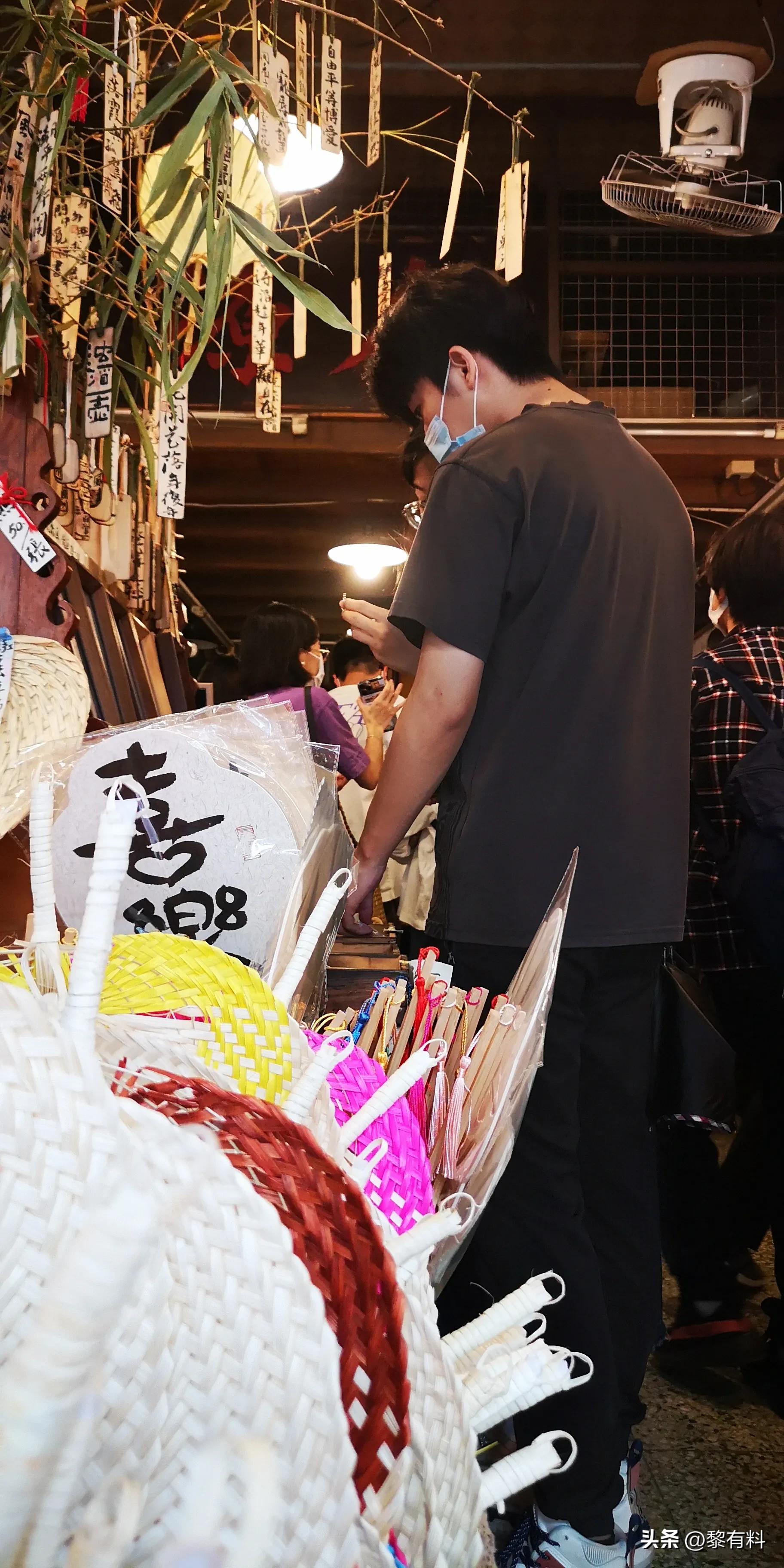 40岁大叔如何赚钱,70后大叔免费致富项目