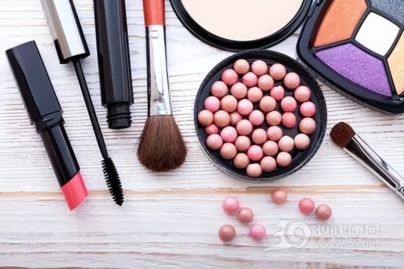 高档化妆品在什么环节征收消费税,化妆品消费税一览表