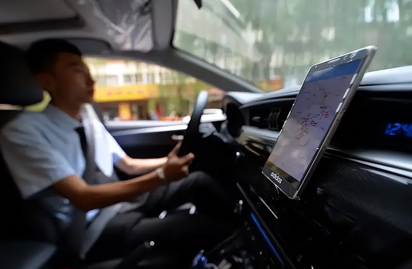 租车跑网约车到了淡季司机心声,租车跑网约车车子有问题