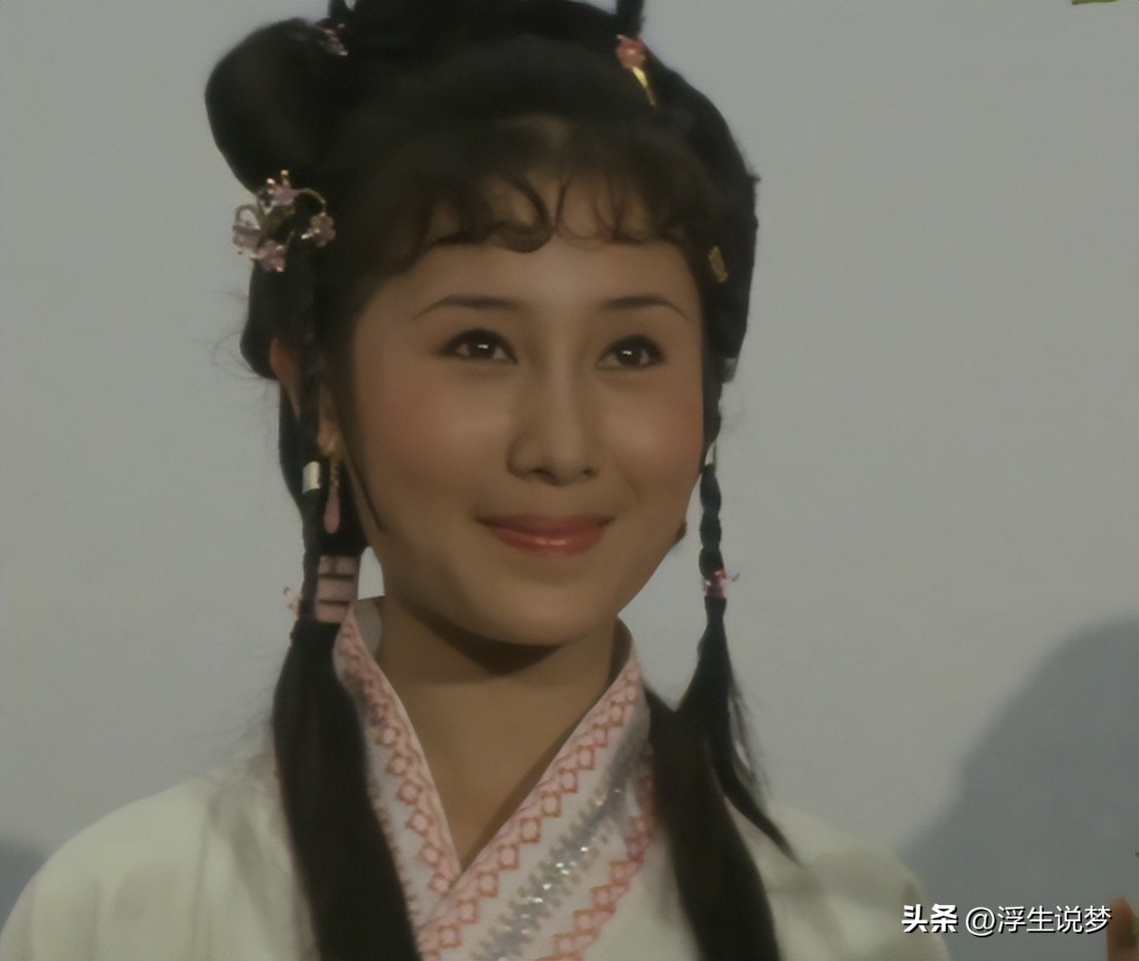 丁岚晚年近况,丁岚为什么移居新加坡