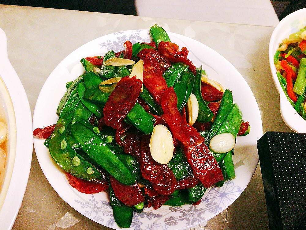 闺蜜来我家花五十元做了三菜一汤,闺蜜来家里做三菜一汤