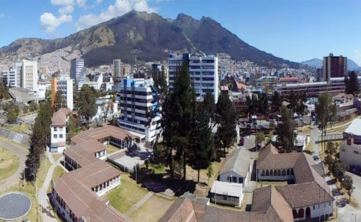 厄瓜多尔卖武器,厄瓜多尔低价购买装备