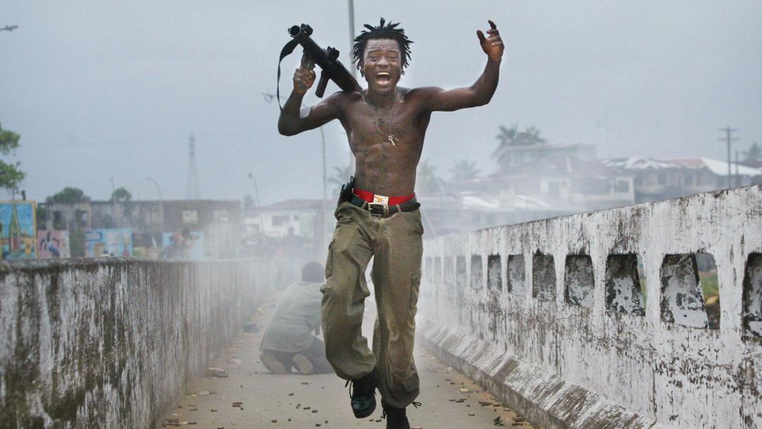 美国黑人重返非洲“故土”,带来了先进的种族歧视文化