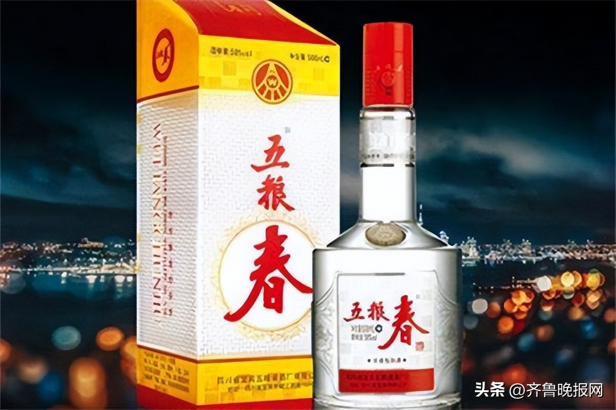 白色透明瓶白酒怎样鉴别纯粮酒,白酒瓶上有这四个字切记不要买