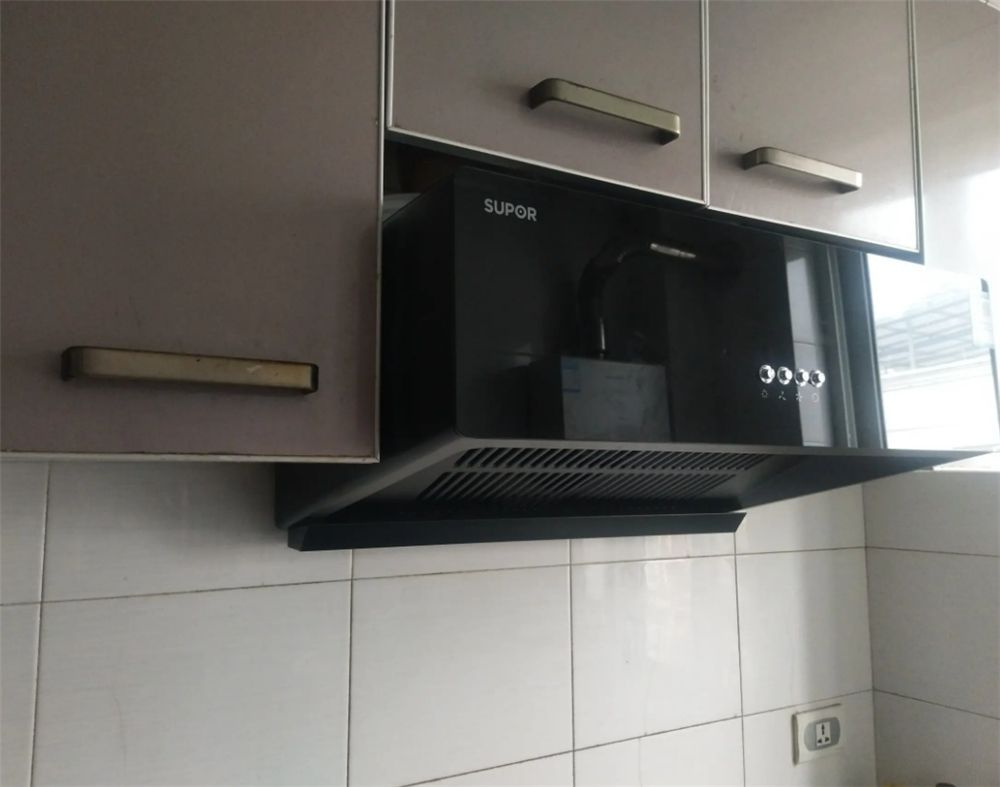 厨房油烟机怎么选利与弊,厨房切记要装这种油烟机