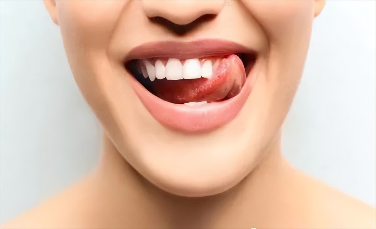 五十多岁牙齿出现松动怎么办,牙齿松动怎么办教你一招恢复