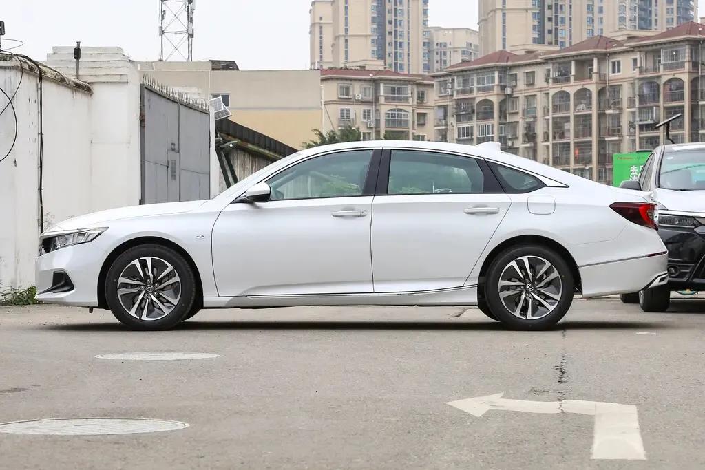 降价20万新车,降价新车10万落地