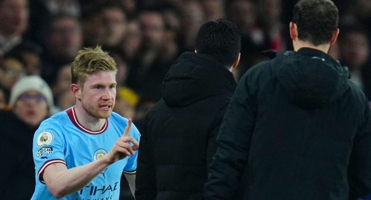 大水冲了龙王庙剧情,德布劳内攻破阿森纳