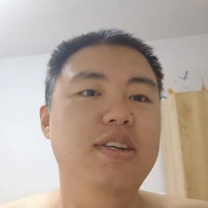 人饿了会不会心里难受啊,饿了就没力气好像要断气