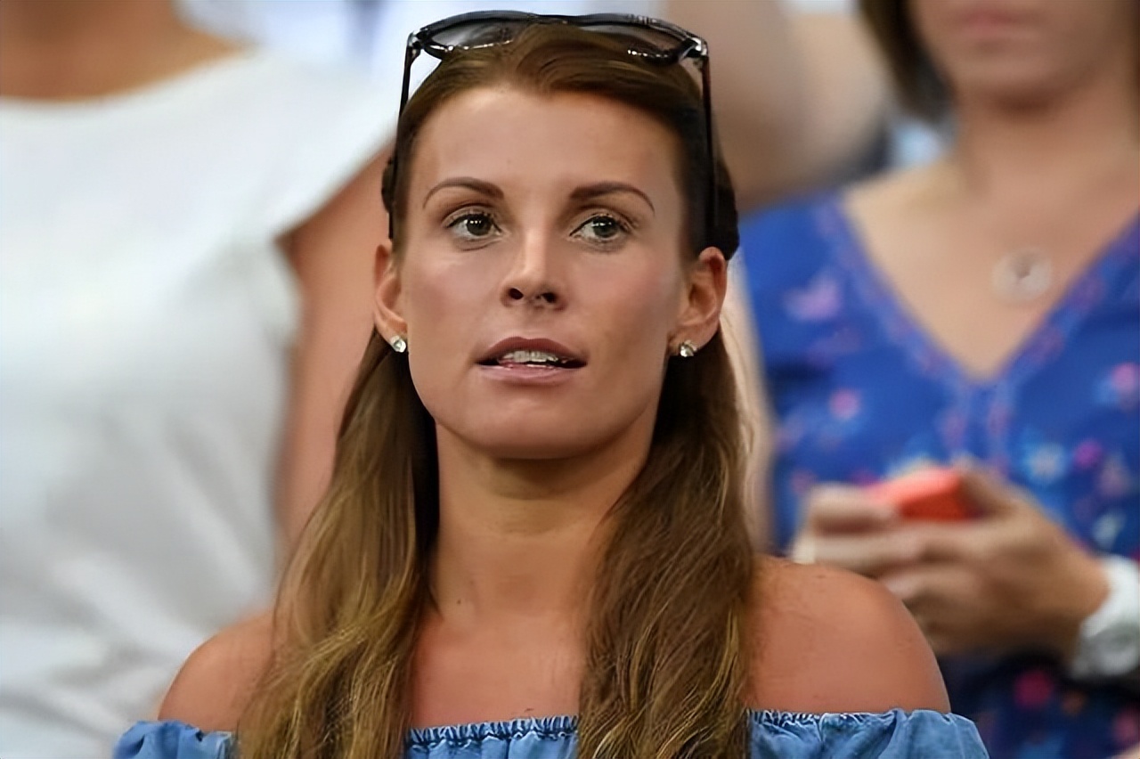 ins泄密,聊聊活色生香球星太太团恩怨情仇…