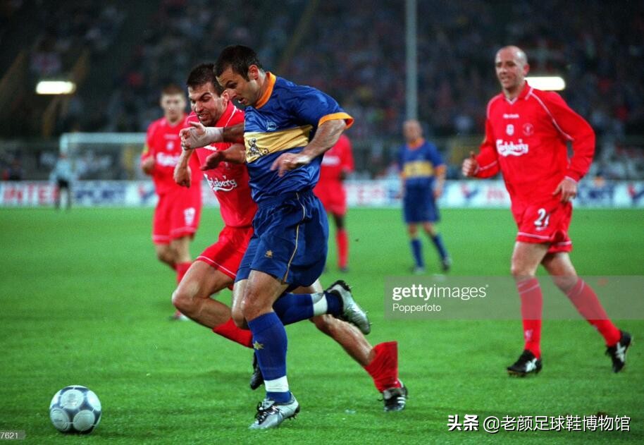 菲戈跑男穿的运动鞋,菲戈职业生涯穿过的足球鞋