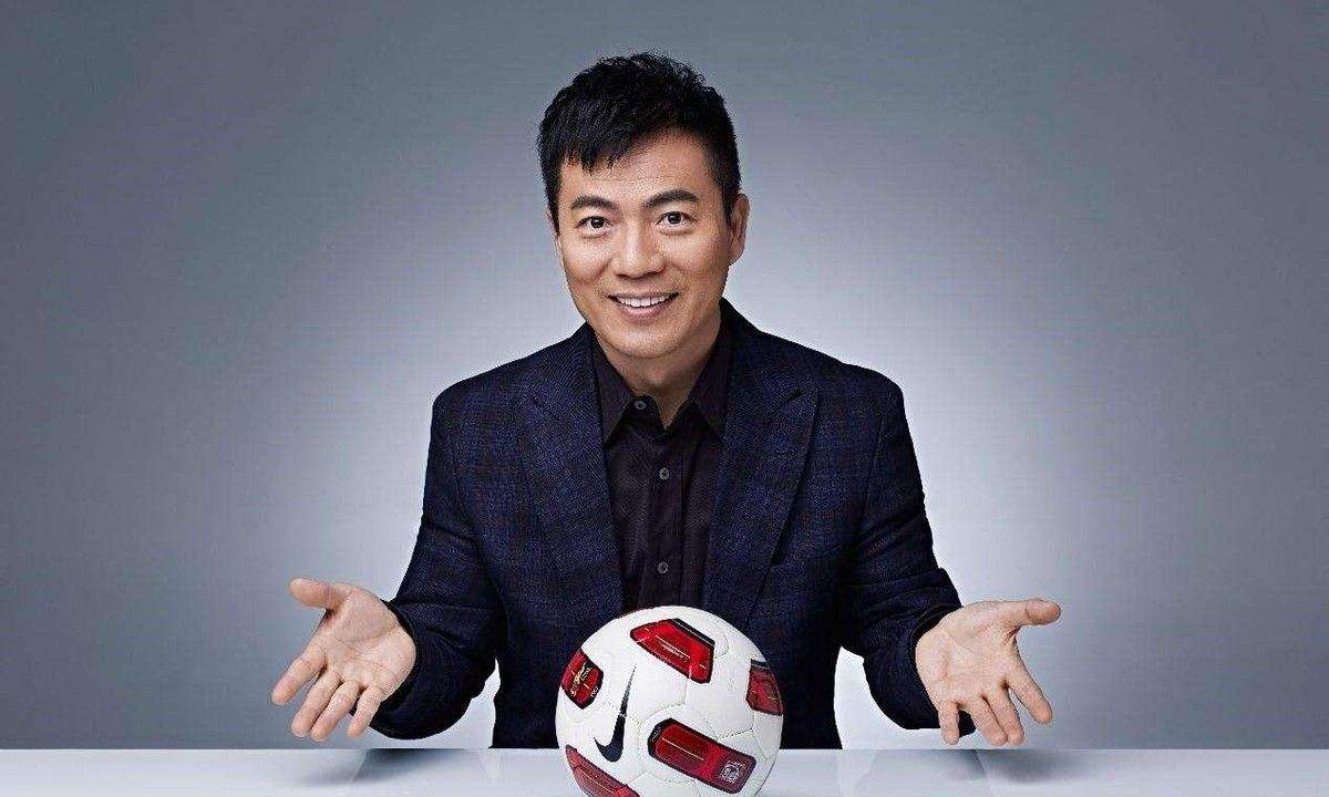 主持人黄健翔当年事件,黄健翔名嘴