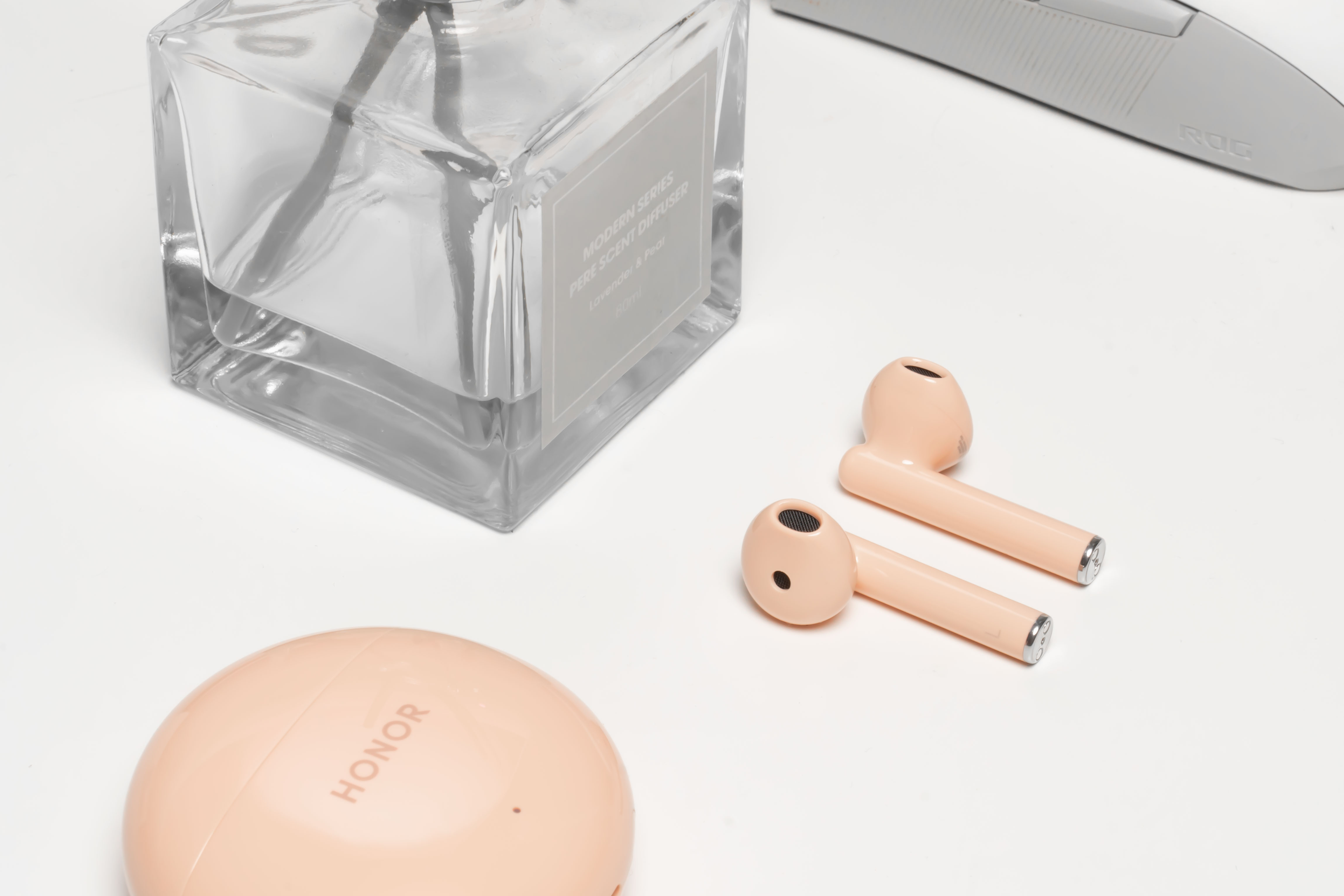 荣耀蓝牙耳机earbudsx5白色黑色,荣耀earbudsx5蓝牙耳机发布会