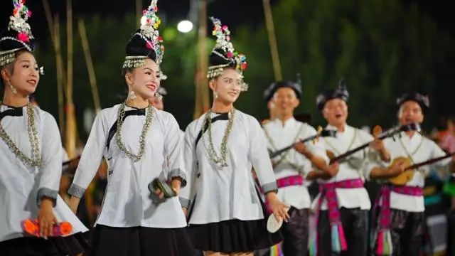 范志毅助威贵州村超足球之夜,辟谣足协干涉贵州村超