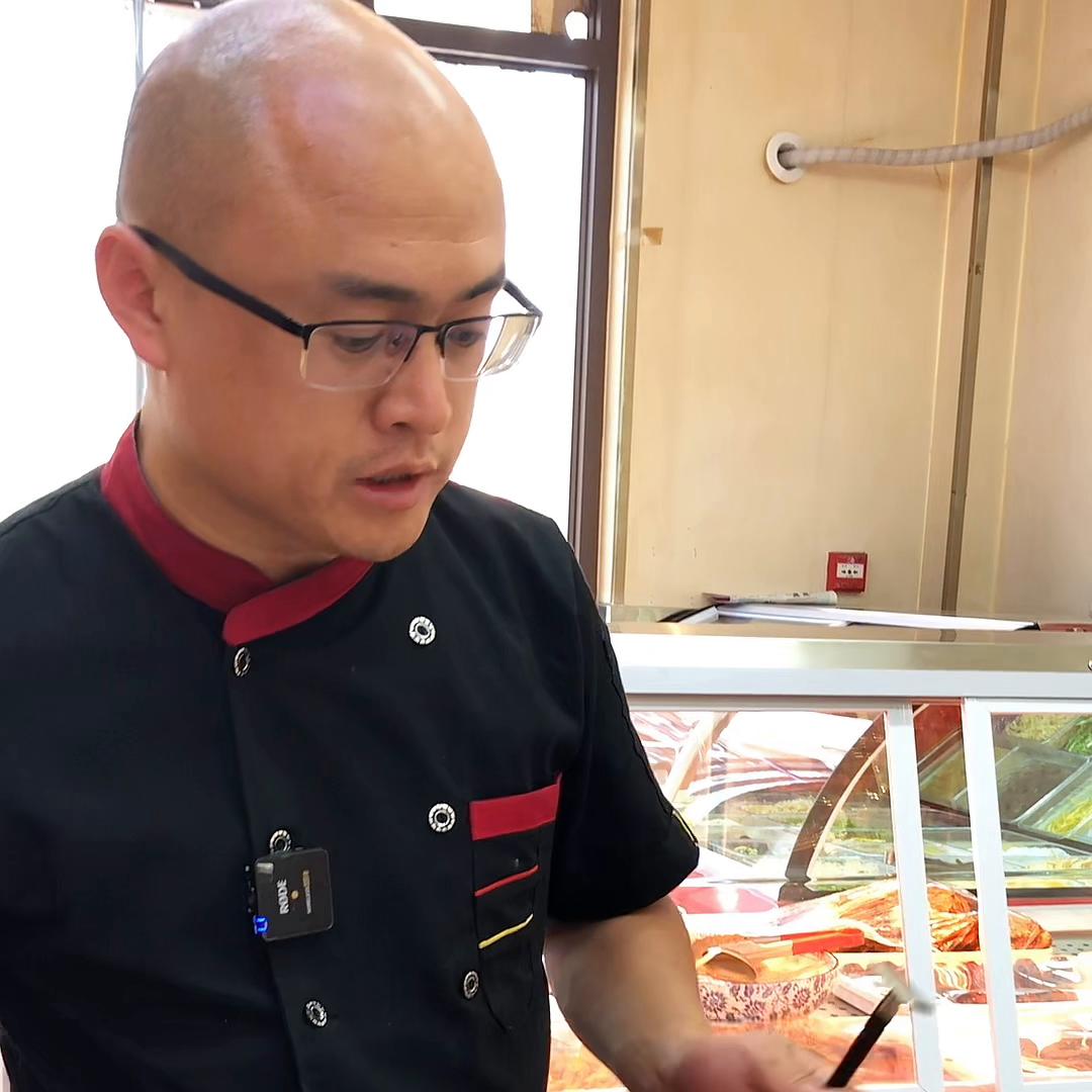 卤菜店半成品猪头肉怎么去毛,猪头肉如何去腥增香的调料有哪些