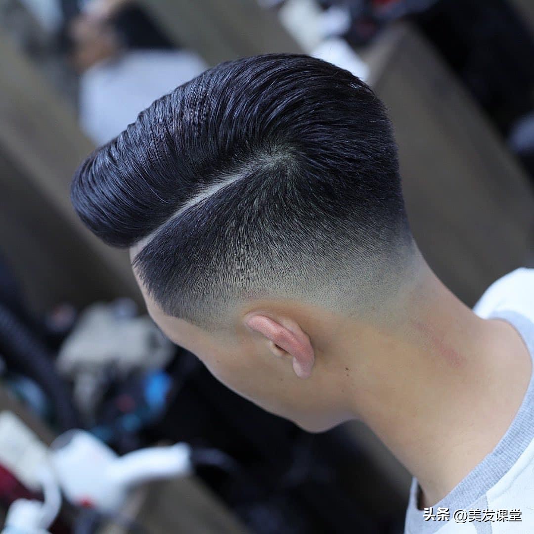 如何做一名合格的理发店老板,开理发店如何找一个靠谱的理发师