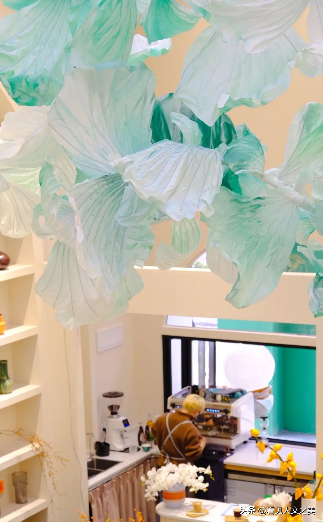 90%的花店梦死在花艺的执念上！校长提醒：开店必学的老板思维。