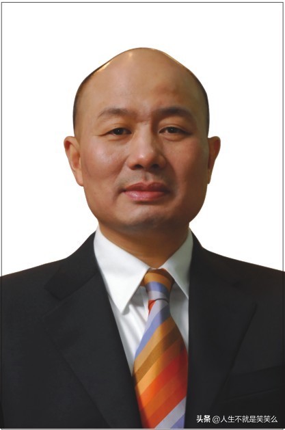 最近曾毓群李嘉诚谁更有钱,李嘉诚没有马化腾钱多吗