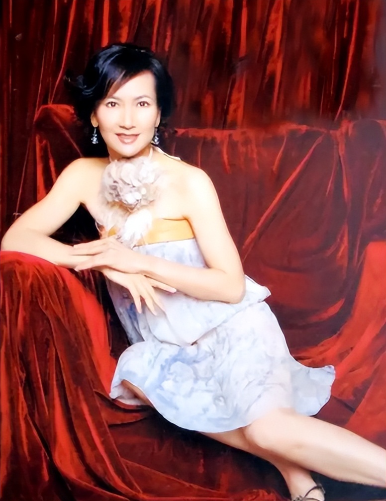 关之琳背了这么多年高尔夫球的黑锅，如今终于被刘銮雄澄清了！