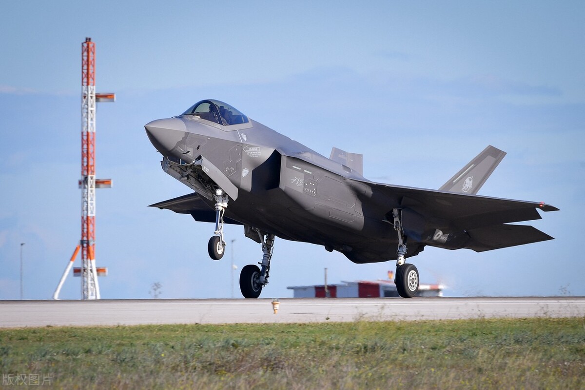 中国该如何应对？中国军控：日本囤积的核原料够制造1000枚*弹核**头