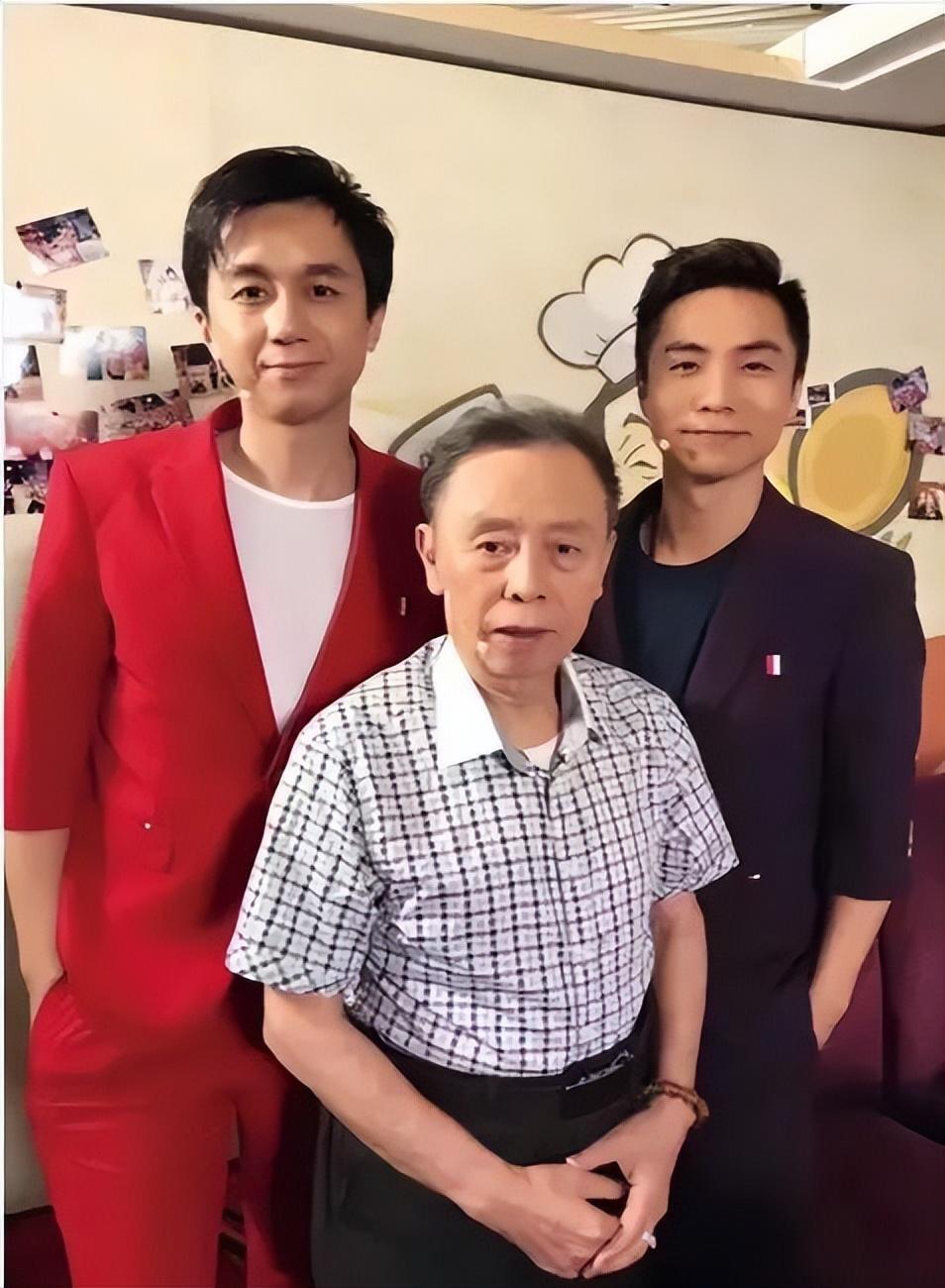 广东粤语相声大师黄俊英,广东相声大师黄俊英何宝文