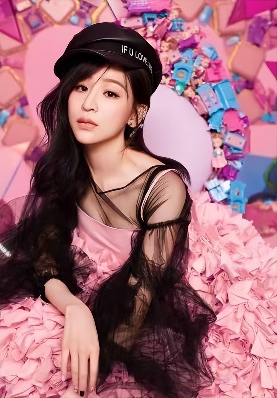 王心凌22年爆火后开了多少演唱会,王心凌是什么时候再次火起来的