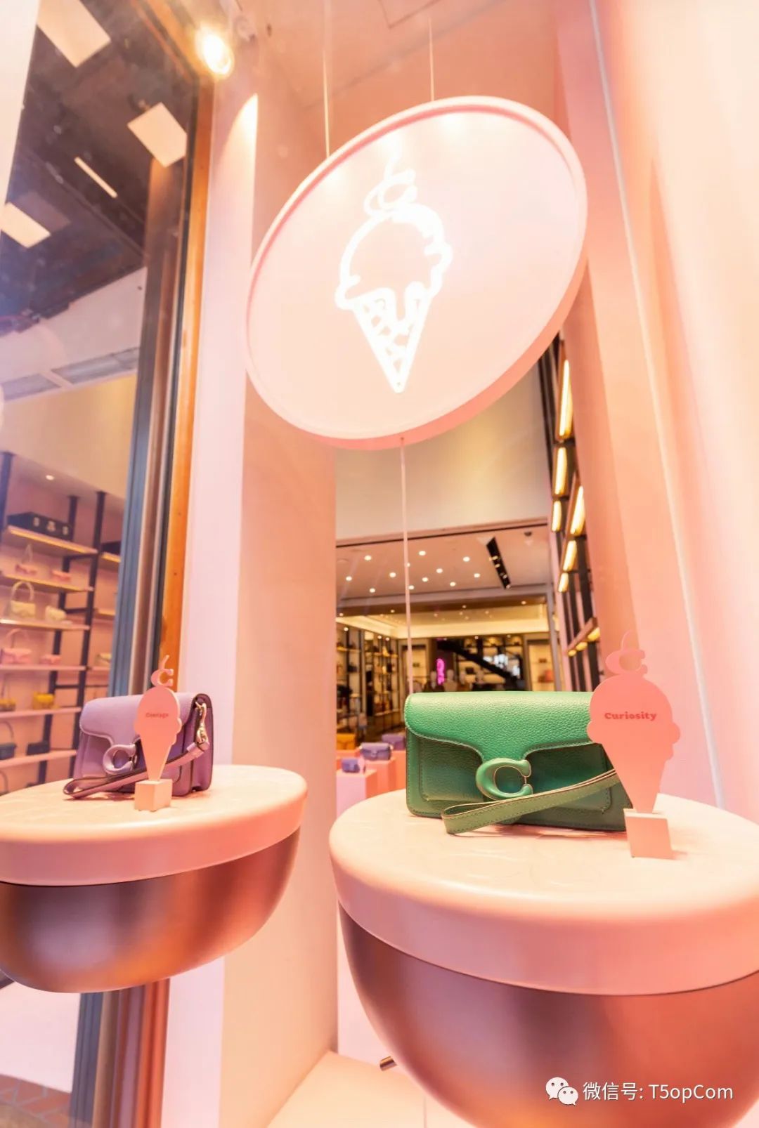 COACH Tabby Shop系列全球快闪店合集