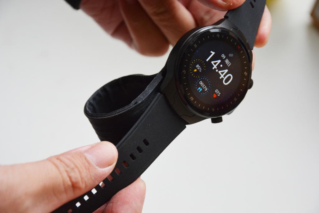 罗能和dido血压监测手表对比评测,dido气泵式血压手表评测