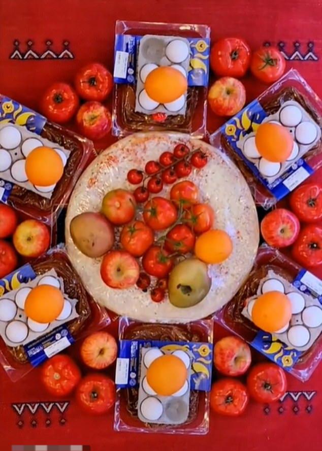 美国网红连续10年翻垃圾箱找吃的：车厘子用盆装，还有菲力牛排