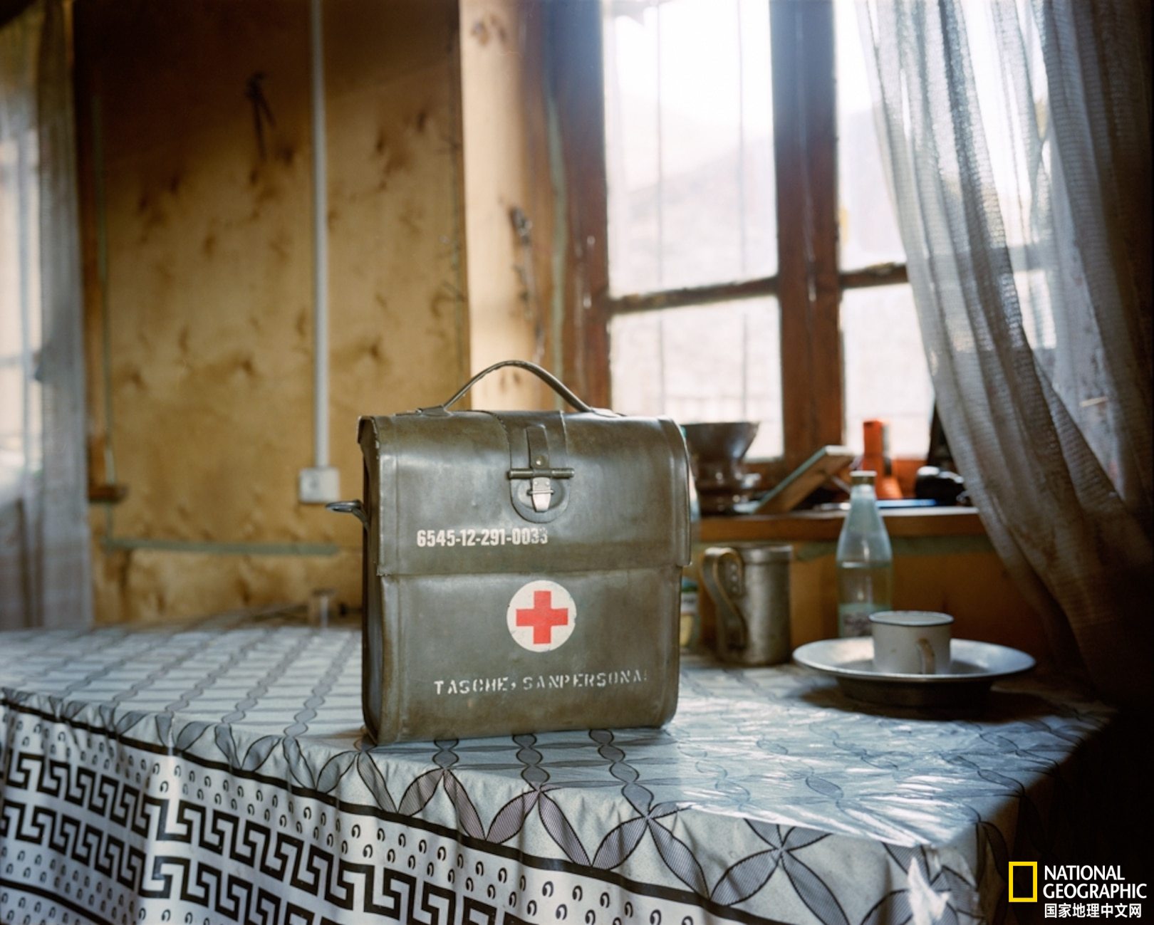 80岁高龄中医行医,80岁医生仍坚持每天骑车出门诊