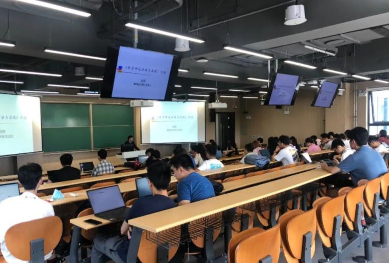 专科生考公务员有机会上岸吗,考公铁饭碗真的那么重要吗