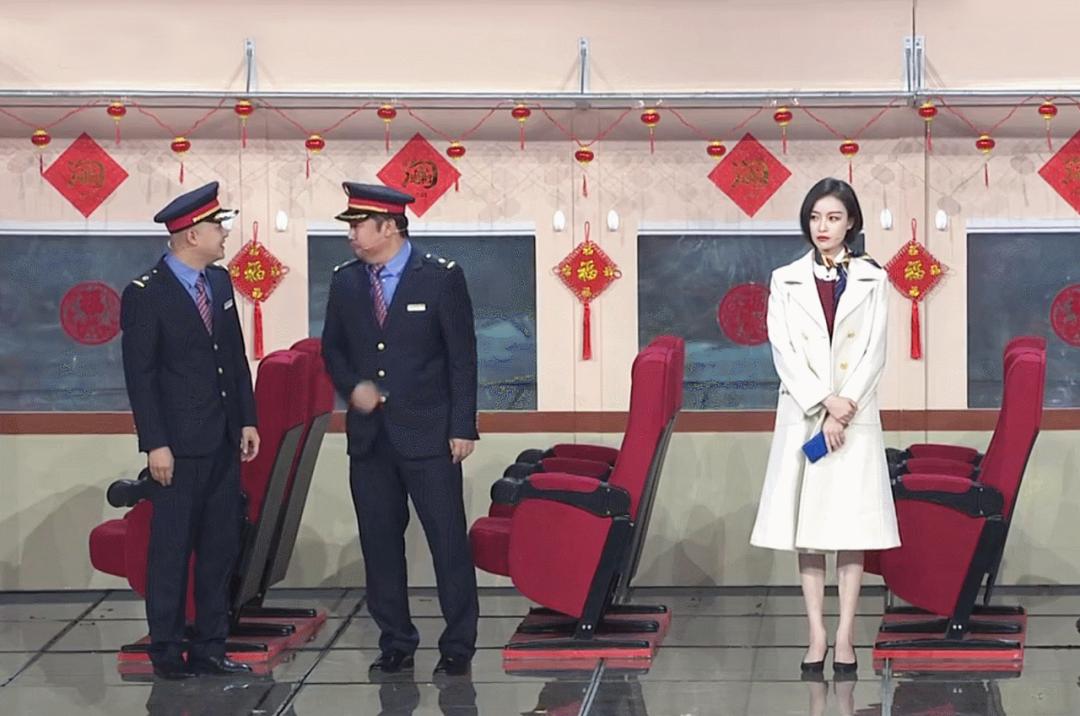 倪妮刚出道跟现在的变化,张艺谋评倪妮倪妮眼含泪