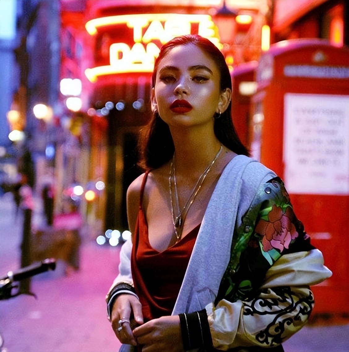 带1000人民币能在泰国玩几天,去泰国不带4000人民币会怎么样