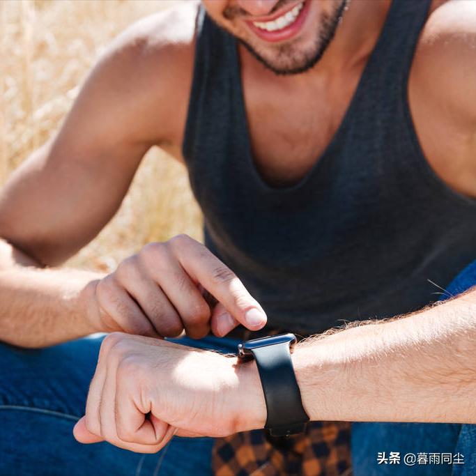 卡西欧户外登山手表功能介绍,户外手表与智能手表如何选择