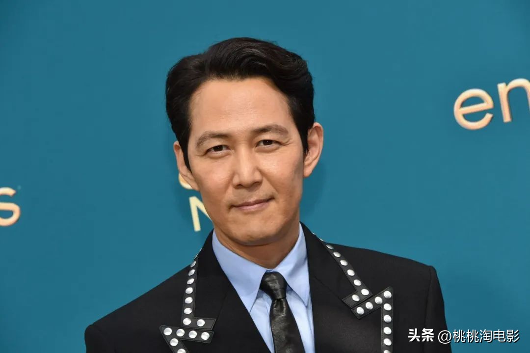 艾美奖红毯明星大比拼，赞达亚二封视后，李政宰携女友出席