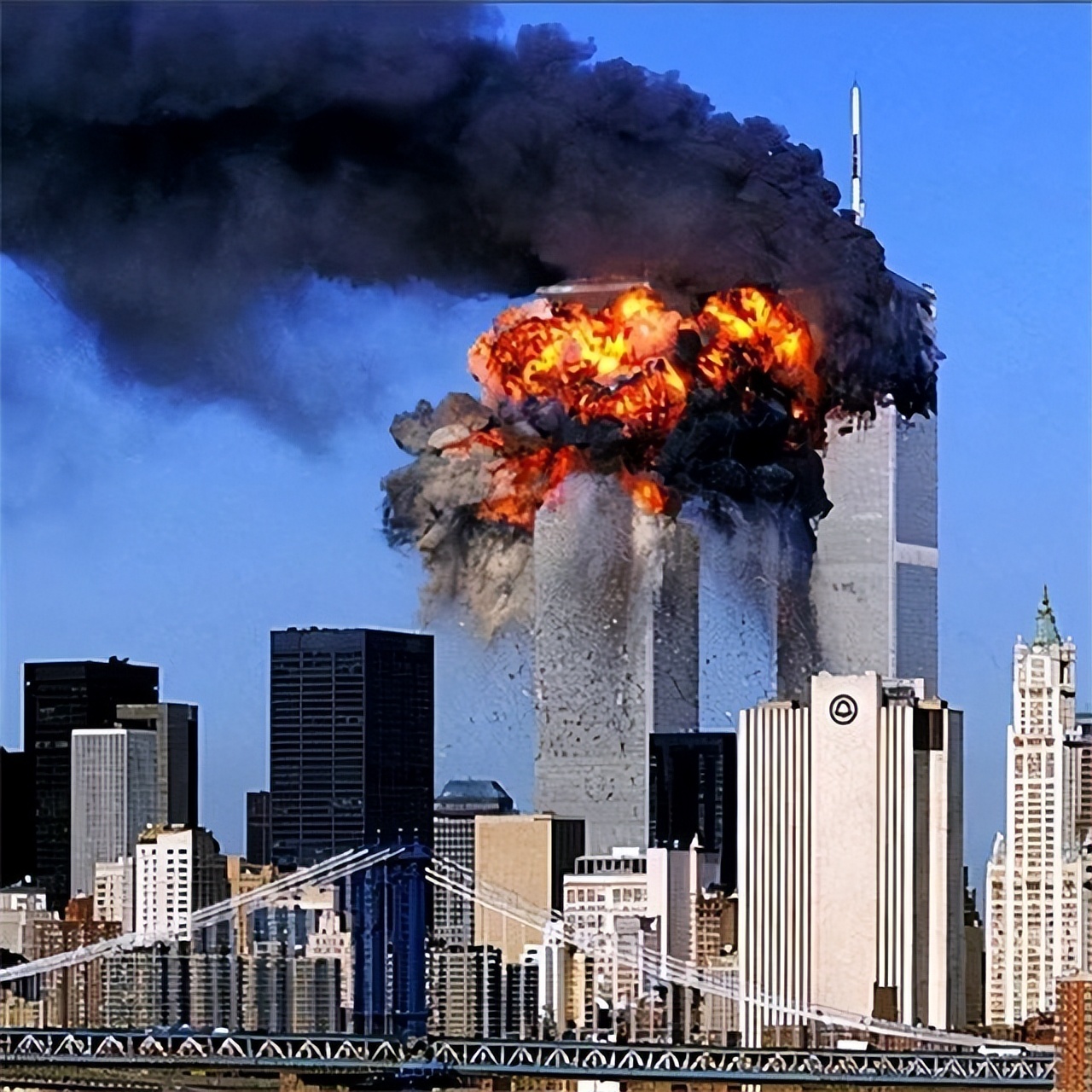 2001年飞机撞机事件视频,华裔空姐临终前录音