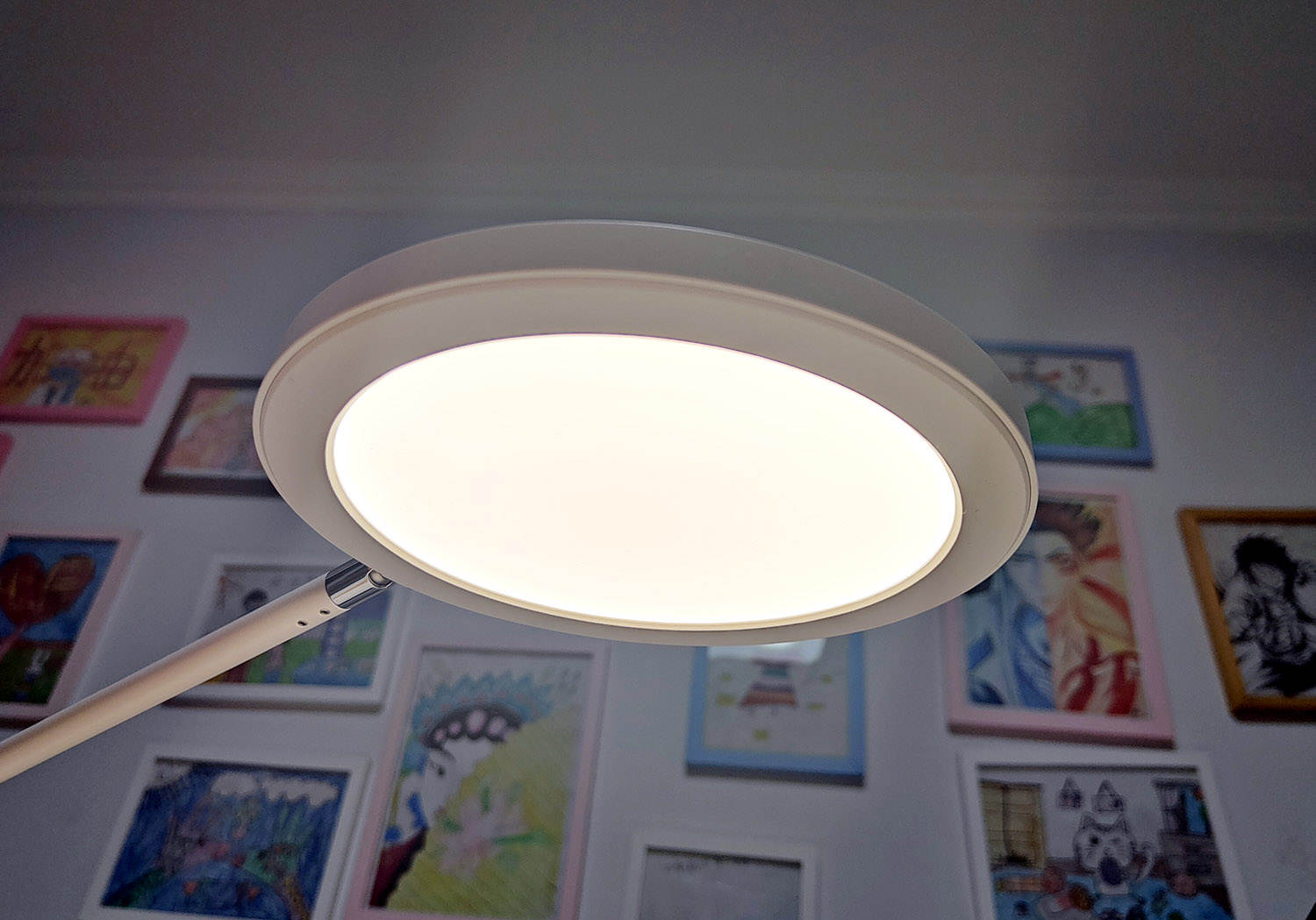 隔空操控，明亮护眼，南卡学习灯测评