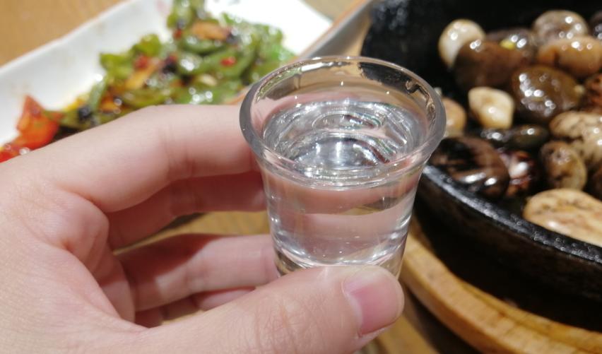 喝酒容易醉教你3招想醉都难,看完这三招喝酒绝招保证你的酒量