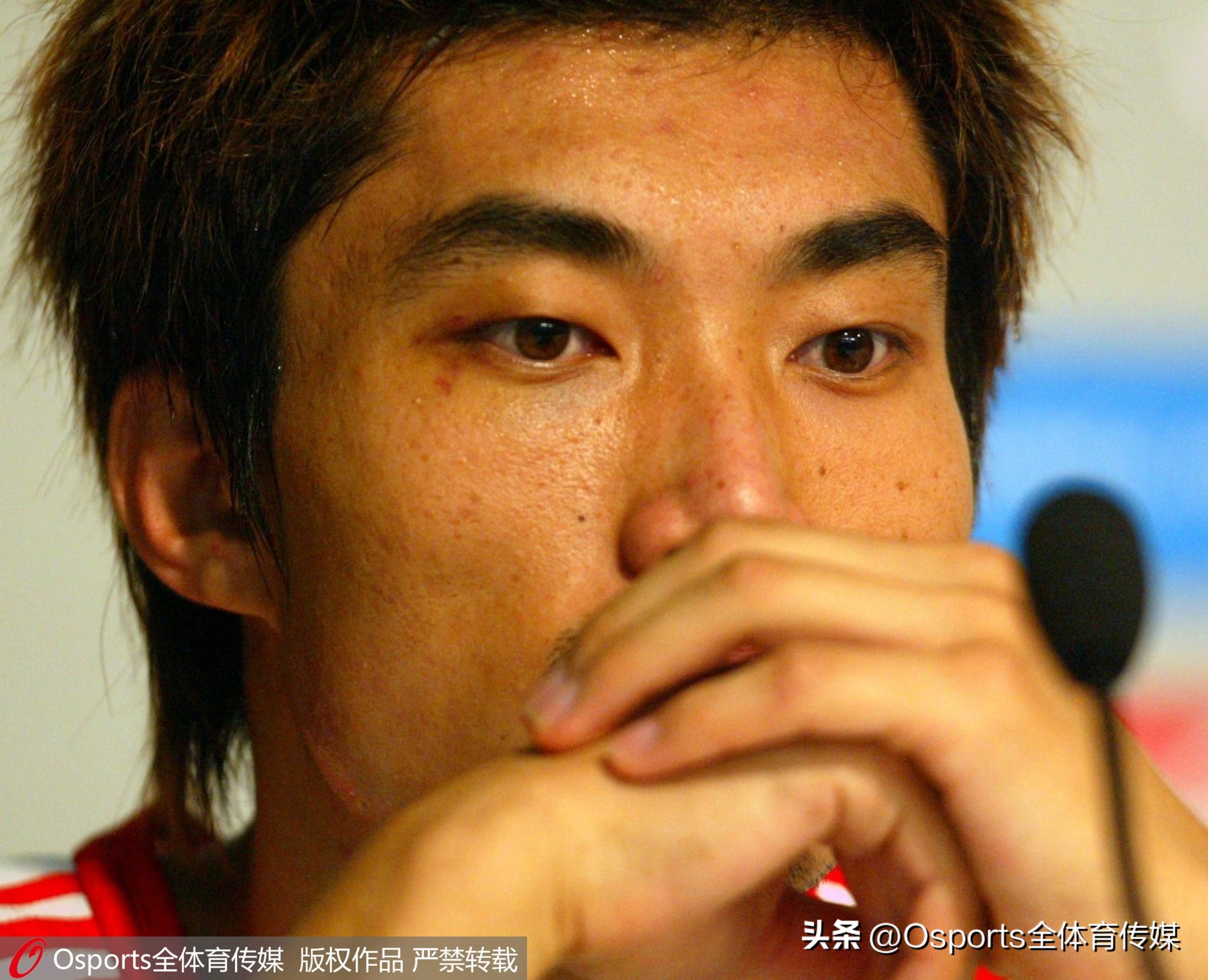 广州足球队宣布郑智担任一线队主教练回顾郑智职业生涯照