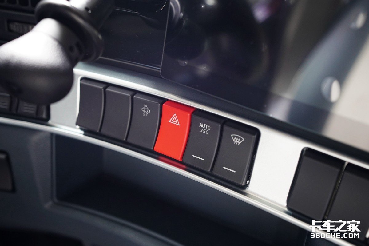 乘龙h7载货动力好像少了一个挡,乘龙h7自动挡530马力操作