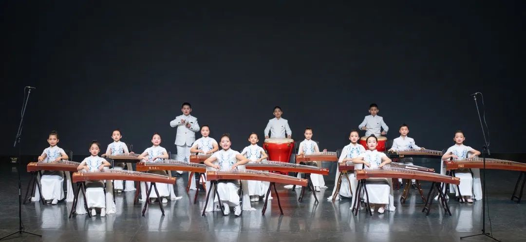 高新第十一中学喜报,西安高新第一学校喜报